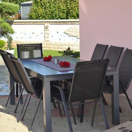 Villa Baldi -Apartmani Danny Tar-Vabriga المظهر الخارجي الصورة