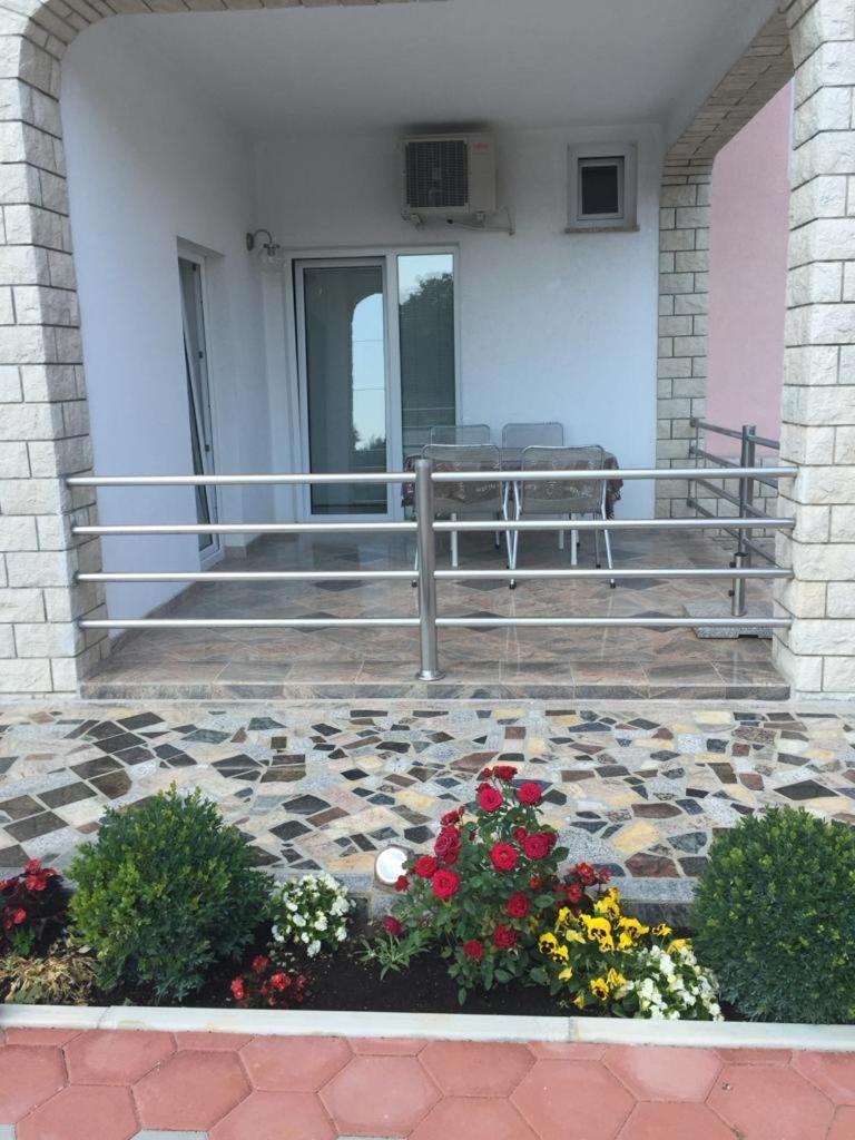Villa Baldi -Apartmani Danny Tar-Vabriga المظهر الخارجي الصورة