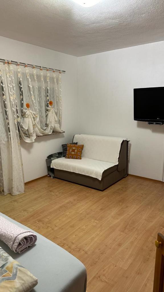 Villa Baldi -Apartmani Danny Tar-Vabriga المظهر الخارجي الصورة