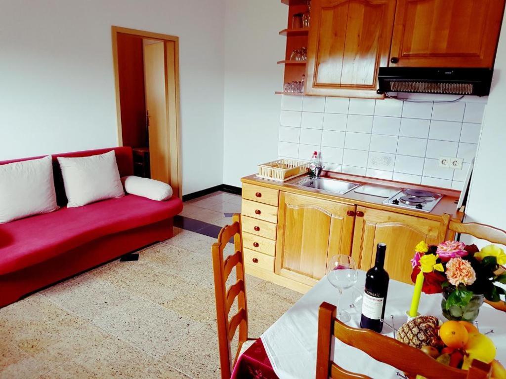 Villa Baldi -Apartmani Danny Tar-Vabriga المظهر الخارجي الصورة