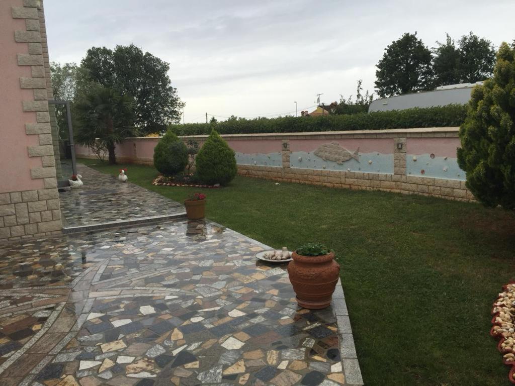 Villa Baldi -Apartmani Danny Tar-Vabriga المظهر الخارجي الصورة