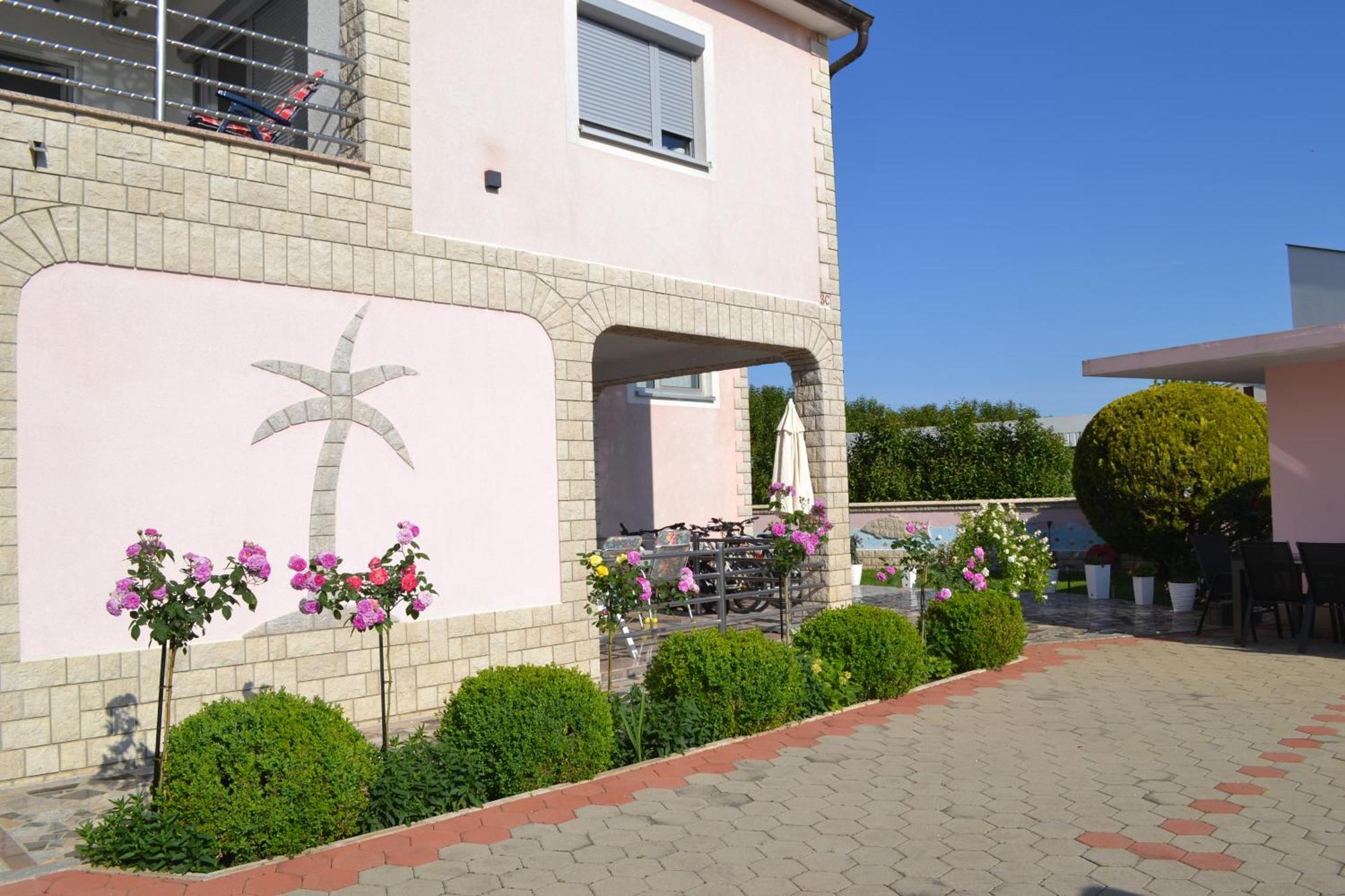 Villa Baldi -Apartmani Danny Tar-Vabriga المظهر الخارجي الصورة